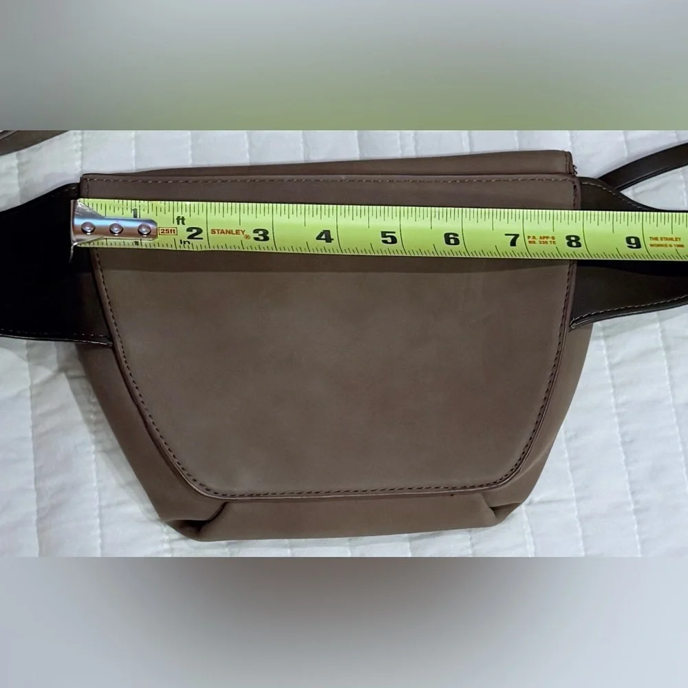 Universal Thread Brown Belt Bag